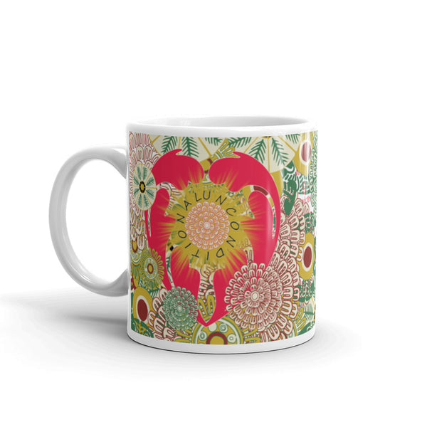 Mug, ceramic featuring a heart graphic with the message "unconditiona,"white